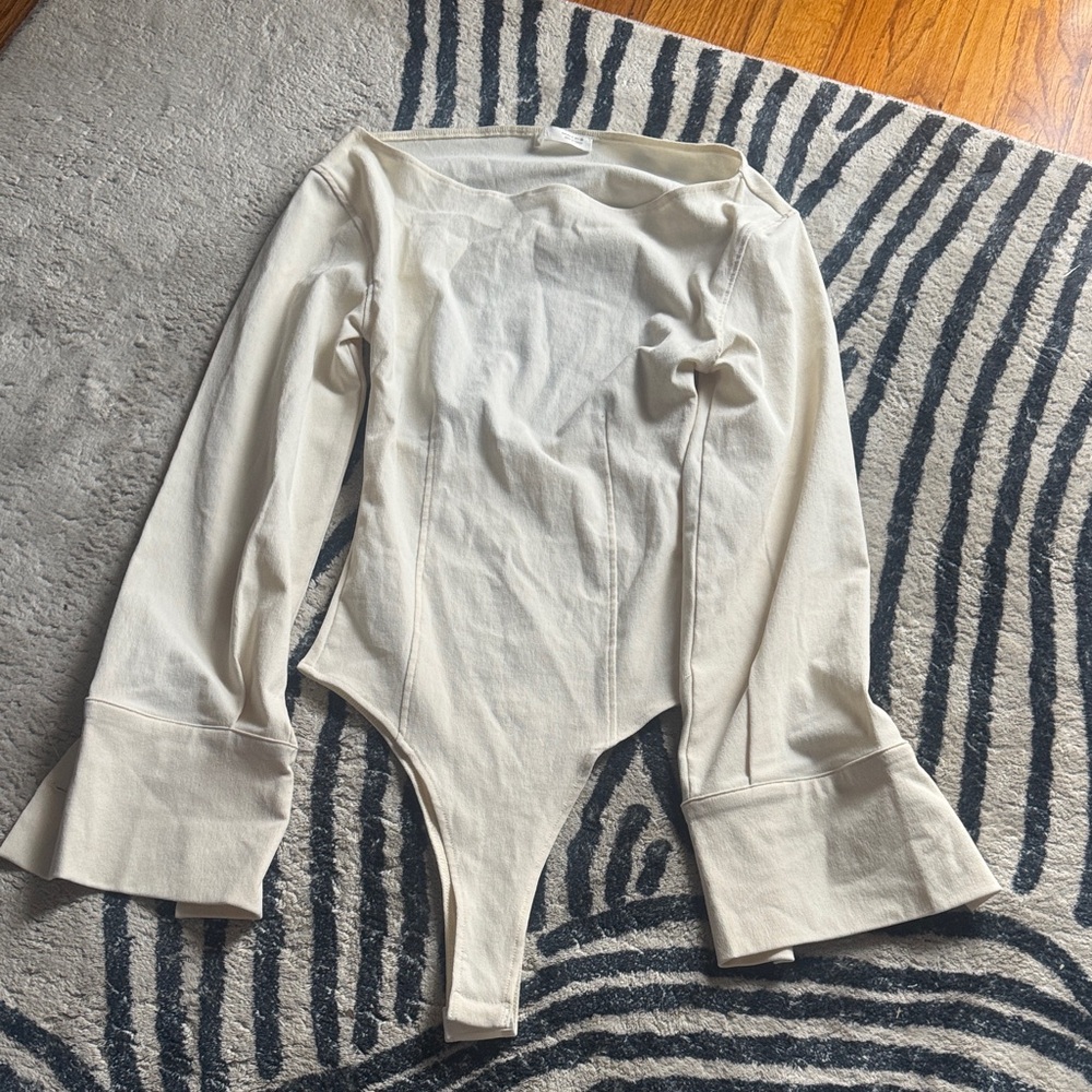 Zara Off-White Long Sleeve Bodysuit